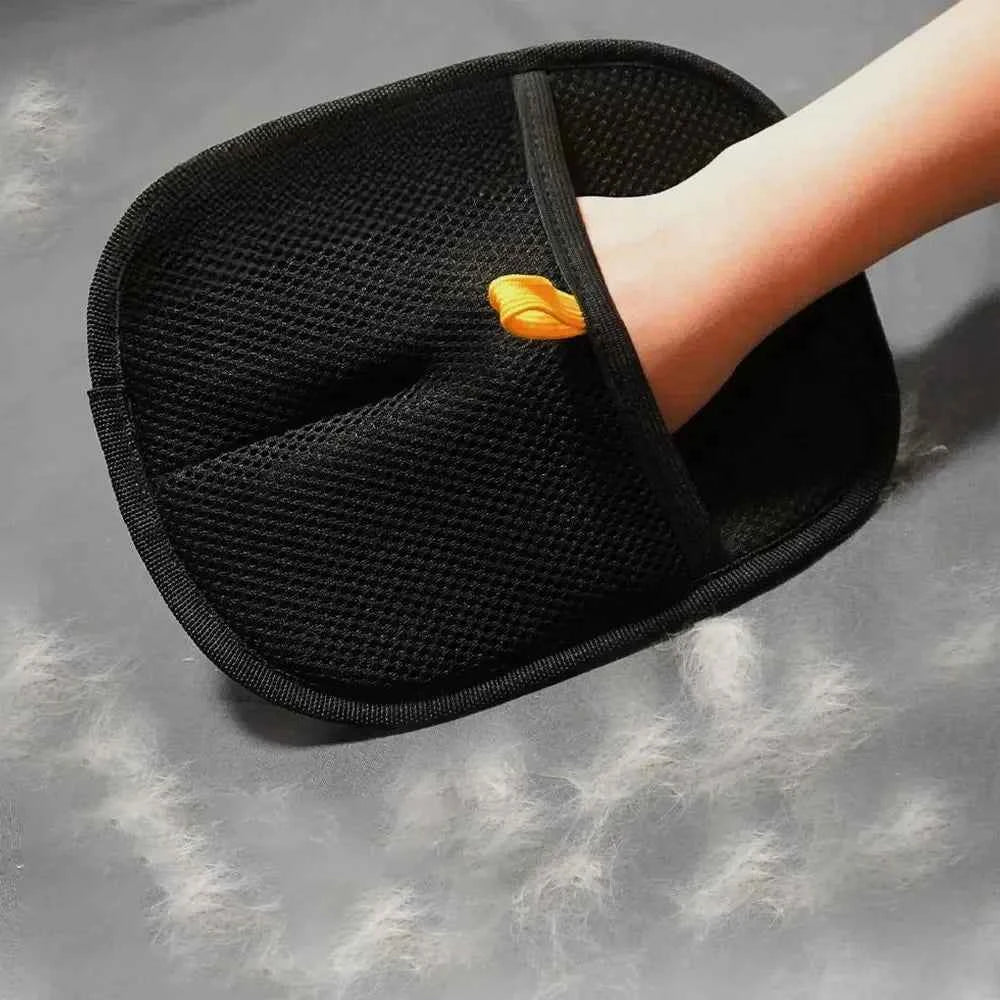 Pet Grooming & Hair Remover Glove | Static Dedusting Brush for Dog & Cat