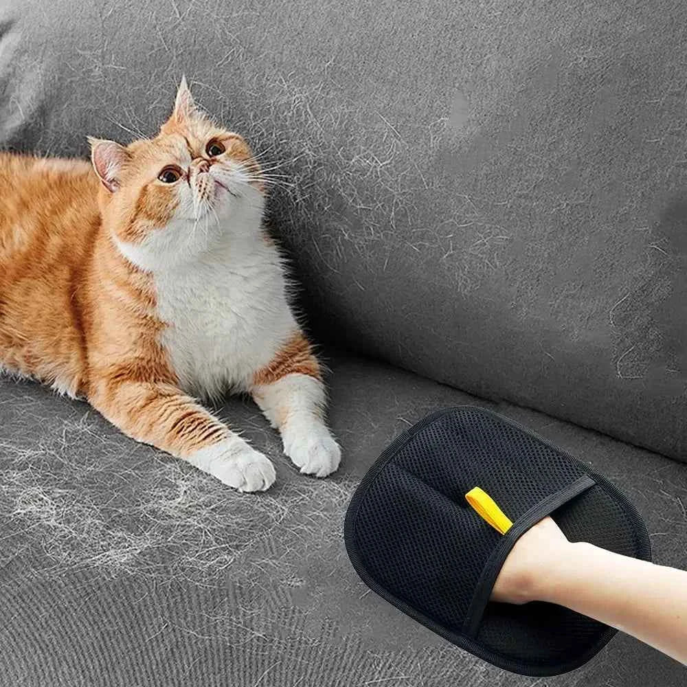 Pet Grooming & Hair Remover Glove | Static Dedusting Brush for Dog & Cat