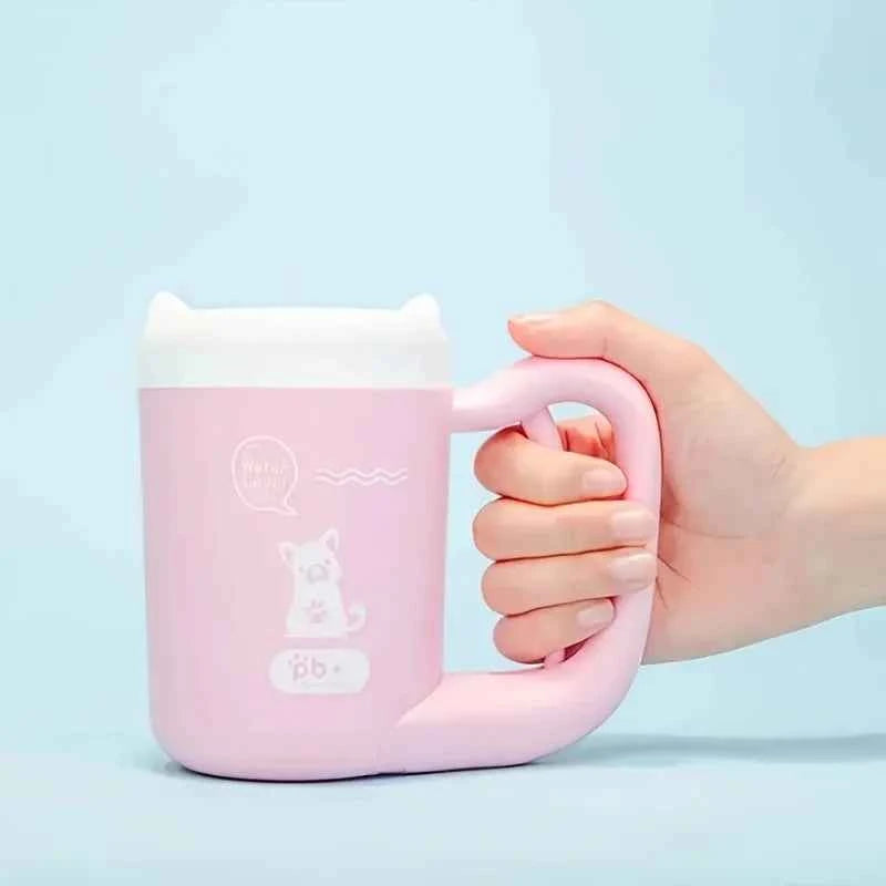 Cup to wash dogs and cats automatically rotate 360 - soft silicon foot hygiene tools